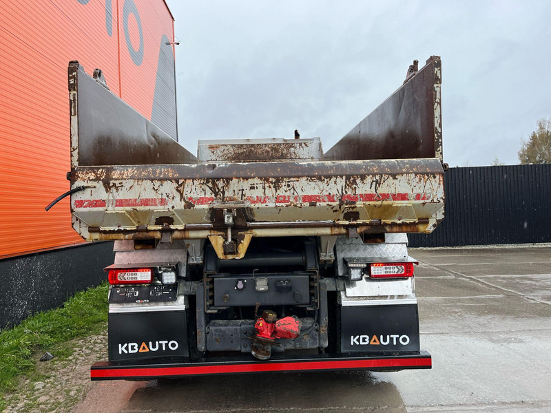 Autocarro ribaltabile Volvo FMX 540 8x4 RETARDER / TANDEM AXLE LIFT / BIG AXLES / BOX L=5703 mm: foto 7
