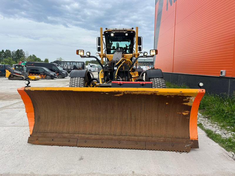 Volvo G946 LEICA 3D / AC / CENTRAL LUBRICATION / FULL REBUILD GEARBOX WITH WARRANTY / NEW CLUTCH - Grader: foto 2 Volvo G946 LEICA 3D / AC / CENTRAL LUBRICATION / FULL REBUILD GEARBOX WITH WARRANTY / NEW CLUTCH - Grader: foto 2