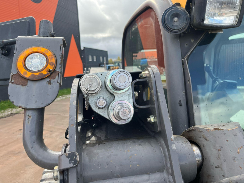 Pala cingolata Volvo MCT 125 C T4: foto 17