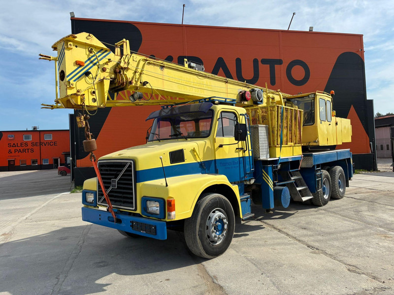 Autogru Volvo N 10 6x4 BJÖRNKRANAR C 1601 / 20 TON / BOOM 26,2 + JIB: foto 10 Autogru Volvo N 10 6x4 BJÖRNKRANAR C 1601 / 20 TON / BOOM 26,2 + JIB: foto 10