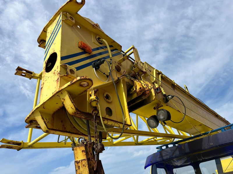 Autogru Volvo N 10 6x4 BJÖRNKRANAR C 1601 / 20 TON / BOOM 26,2 + JIB: foto 15 Autogru Volvo N 10 6x4 BJÖRNKRANAR C 1601 / 20 TON / BOOM 26,2 + JIB: foto 15