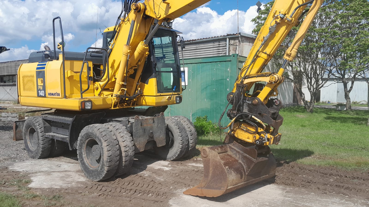 KOMATSU PW 140-7 - Escavatore gommato: foto 4 KOMATSU PW 140-7 - Escavatore gommato: foto 4