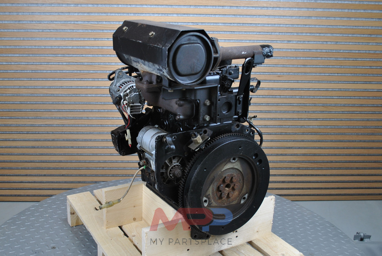 Motore per Trattore ISUZU 3CC1: foto 8