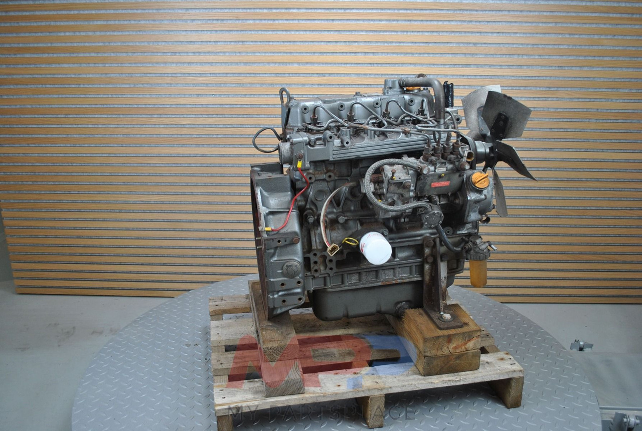 Isuzu Komatsu 4D88 - Motore per Macchina da cantiere: foto 4 Isuzu Komatsu 4D88 - Motore per Macchina da cantiere: foto 4