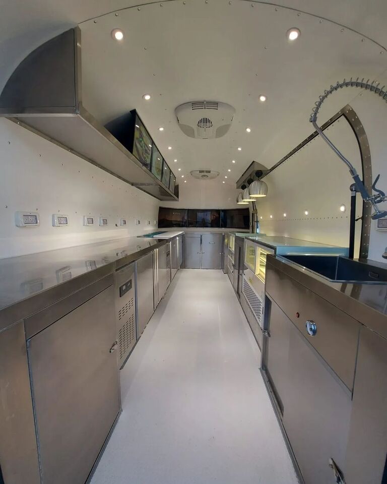ERZODA Catering Trailer | Food Truck | Concession trailer | Food Trailers | catering truck | Kitchen Trailer - Rimorchio autonegozio: foto 4 ERZODA Catering Trailer | Food Truck | Concession trailer | Food Trailers | catering truck | Kitchen Trailer - Rimorchio autonegozio: foto 4