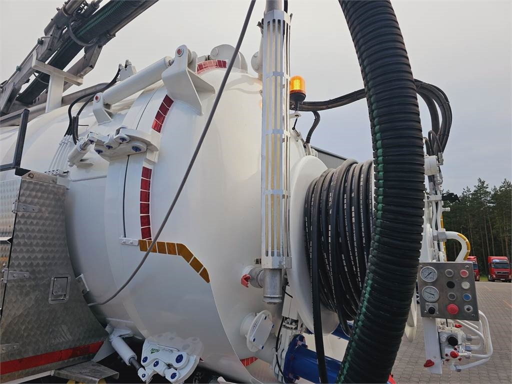 Autospurgo MAN JUROP VJC9 / 5 2010 WUKO for collecting liquid was: foto 15 Autospurgo MAN JUROP VJC9 / 5 2010 WUKO for collecting liquid was: foto 15