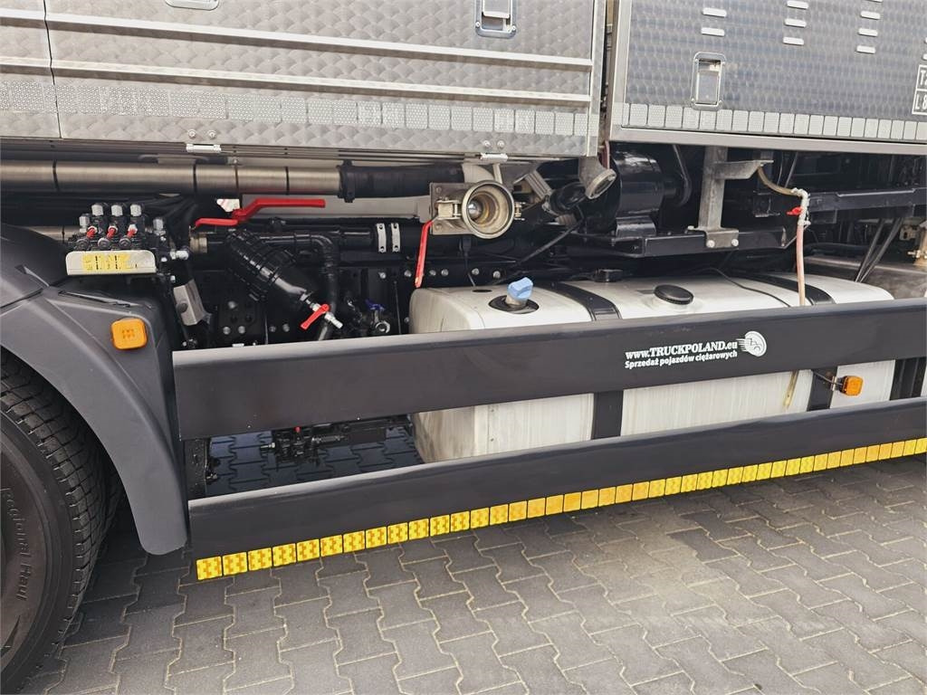 Autospurgo MAN JUROP VJC9 / 5 2010 WUKO for collecting liquid was: foto 22 Autospurgo MAN JUROP VJC9 / 5 2010 WUKO for collecting liquid was: foto 22