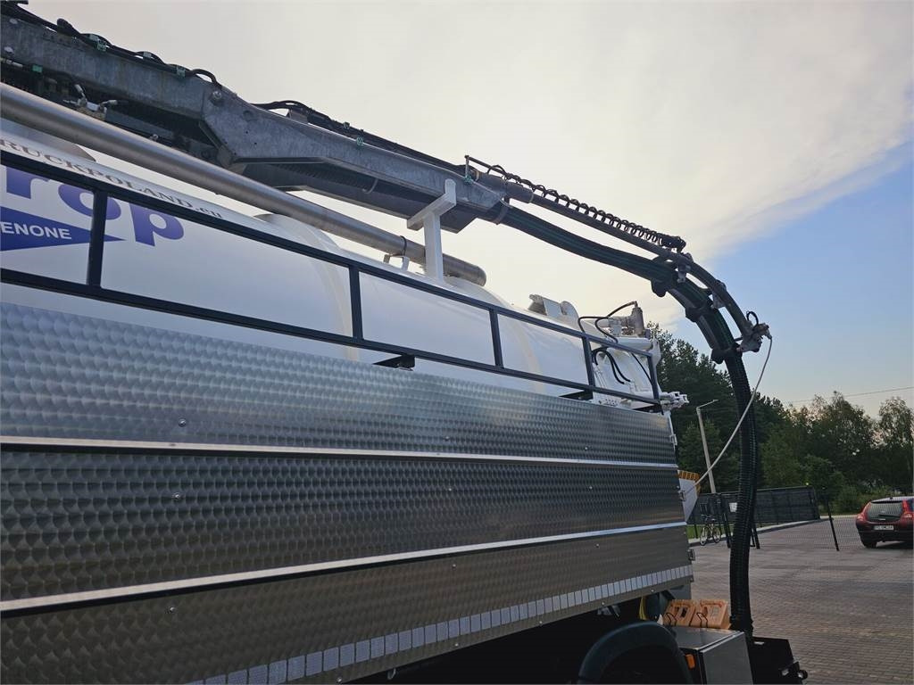 Autospurgo MAN JUROP VJC9 / 5 2010 WUKO for collecting liquid was: foto 13 Autospurgo MAN JUROP VJC9 / 5 2010 WUKO for collecting liquid was: foto 13