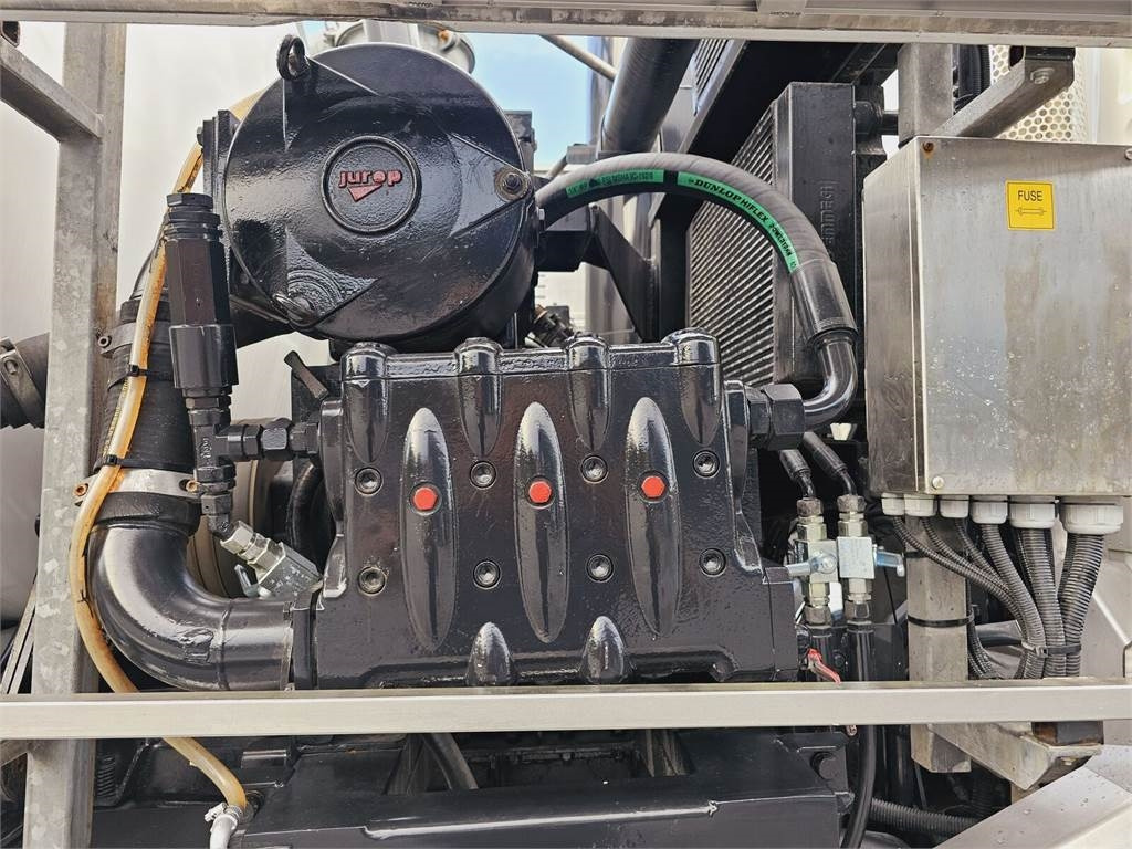 Autospurgo MAN JUROP VJC9 / 5 2010 WUKO for collecting liquid was: foto 24 Autospurgo MAN JUROP VJC9 / 5 2010 WUKO for collecting liquid was: foto 24