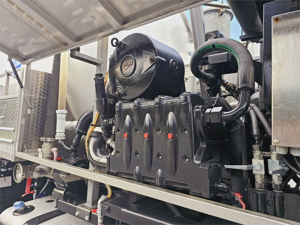 Autospurgo MAN JUROP VJC9 / 5 2010 WUKO for collecting liquid was: foto 25 Autospurgo MAN JUROP VJC9 / 5 2010 WUKO for collecting liquid was: foto 25