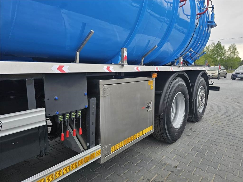 Autospurgo Scania Disab Centurion P210/8 Vacuum suction loader: foto 12 Autospurgo Scania Disab Centurion P210/8 Vacuum suction loader: foto 12