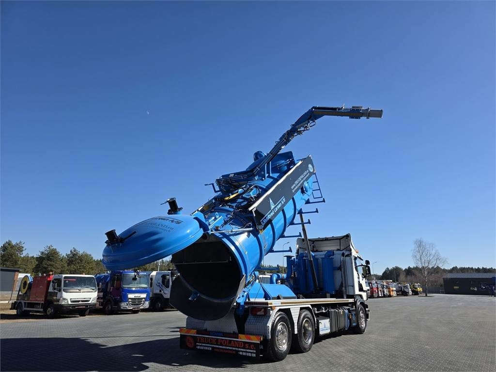 Scania Larsen FlexVac 311 Vacuum suction loader - Escavatore: foto 1 Scania Larsen FlexVac 311 Vacuum suction loader - Escavatore: foto 1