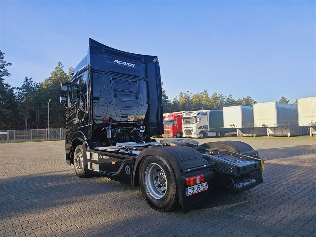 Mercedes-Benz ACTROS 1843 - Trattore stradale: foto 3 Mercedes-Benz ACTROS 1843 - Trattore stradale: foto 3