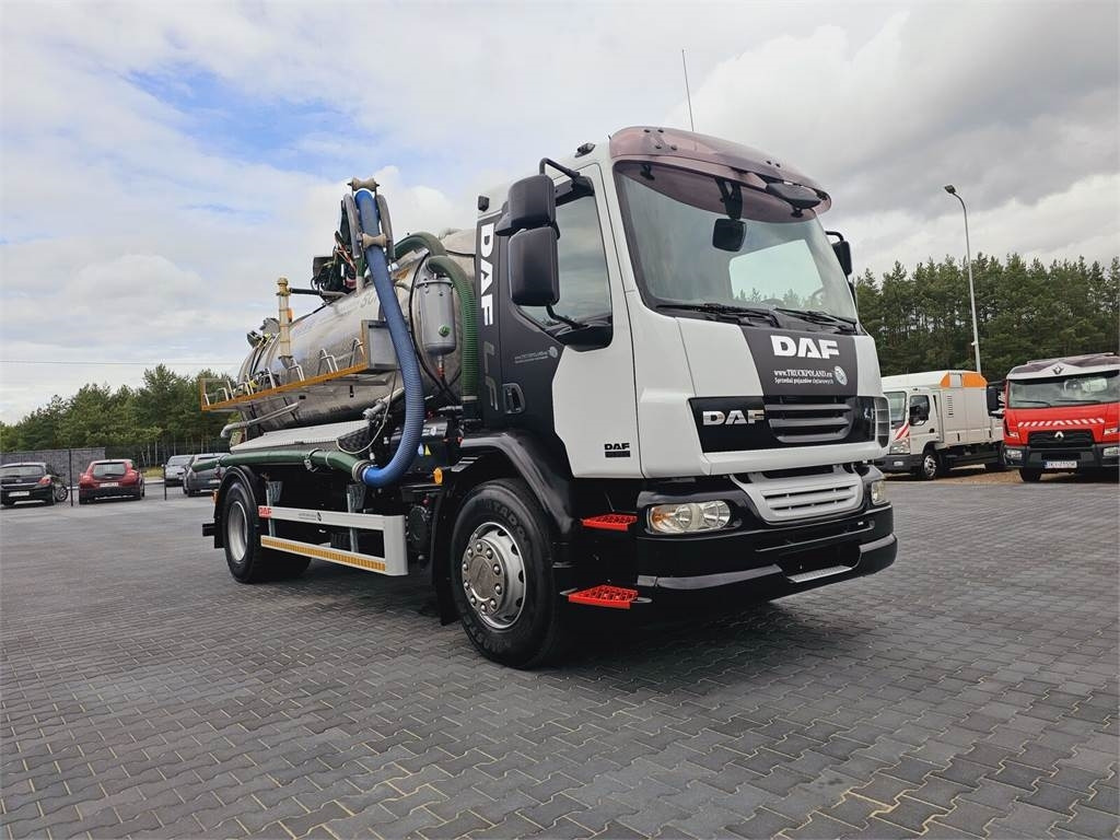 DAF WUKO SCK-4HW for collecting waste liquid separator - Veicolo speciale/ Comunale: foto 2 DAF WUKO SCK-4HW for collecting waste liquid separator - Veicolo speciale/ Comunale: foto 2