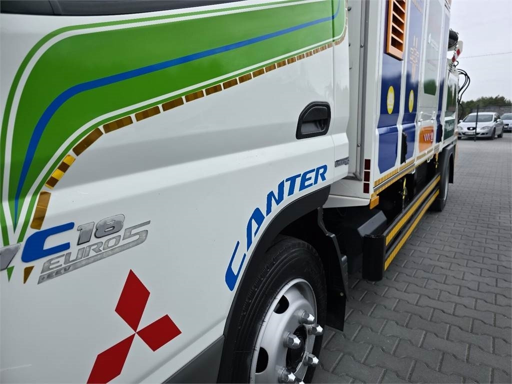 Veicolo speciale/ Comunale Mitsubishi CANTER RSP odkurzacz koparka ssąca Saugbagger CITY: foto 8