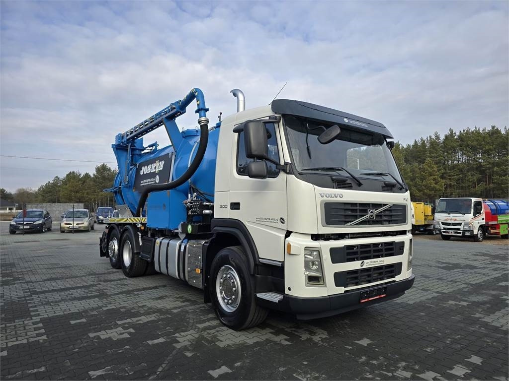 Volvo JOSKIN WUKO FOR CLEANING COMBI - Autospurgo: foto 2 Volvo JOSKIN WUKO FOR CLEANING COMBI - Autospurgo: foto 2