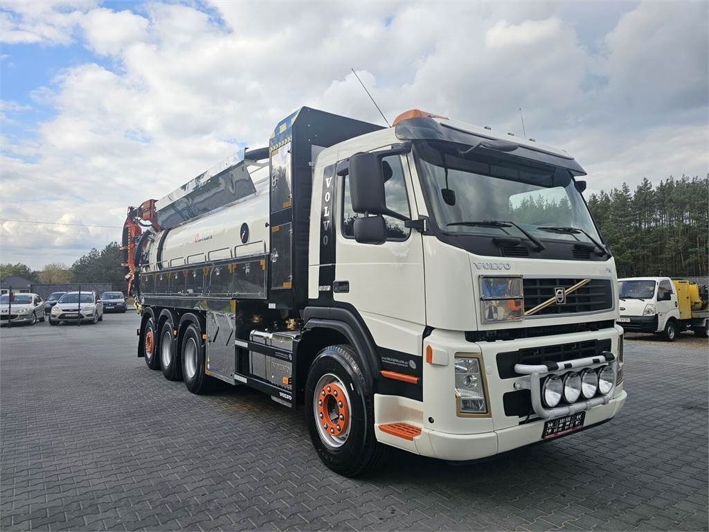 Volvo WUKO ADR ROLBA FOR CLEANING CHANNELS COMBI - Autospurgo: foto 3 Volvo WUKO ADR ROLBA FOR CLEANING CHANNELS COMBI - Autospurgo: foto 3
