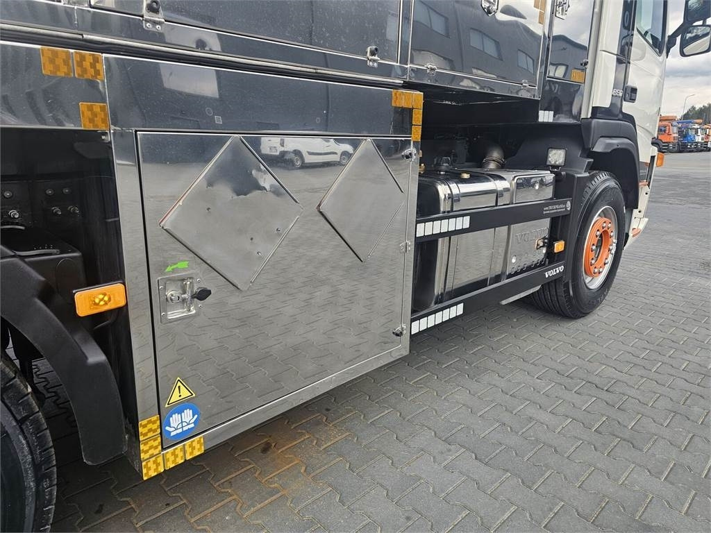Autospurgo Volvo WUKO ADR ROLBA FOR CLEANING CHANNELS COMBI: foto 19