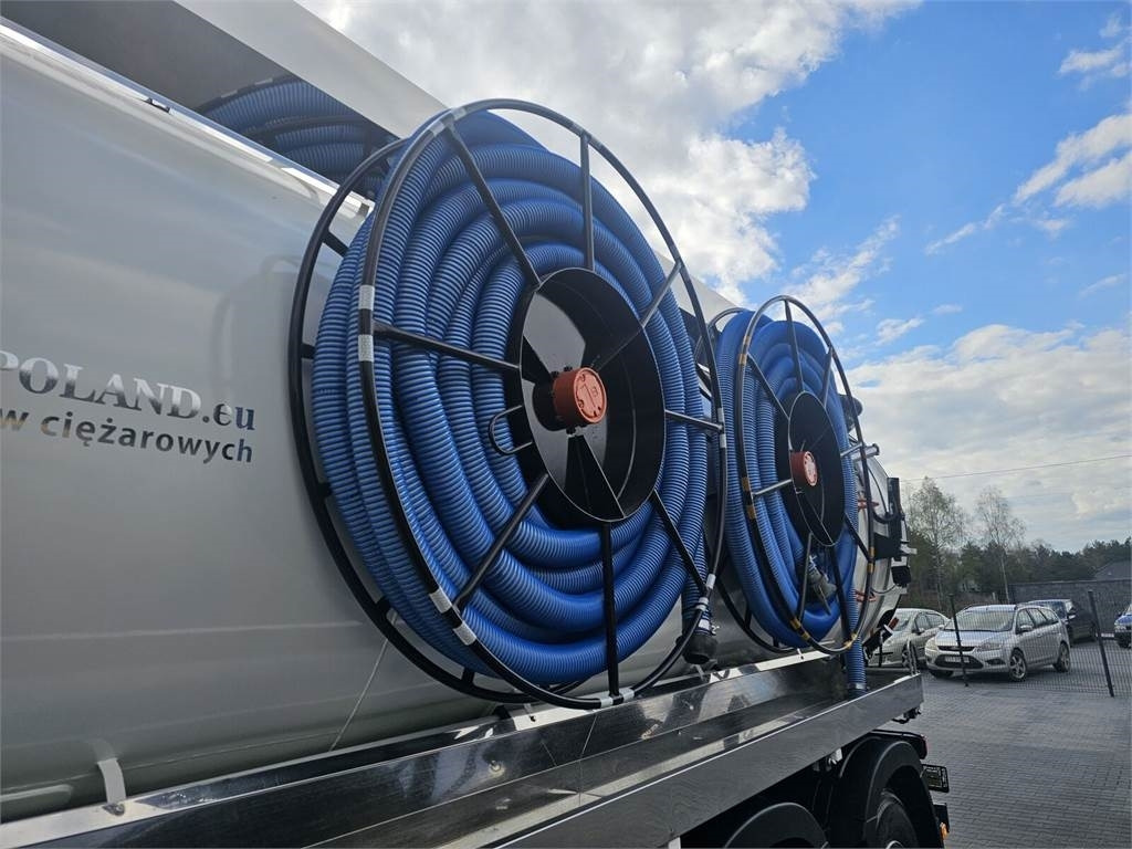 Autospurgo Volvo WUKO ADR ROLBA FOR CLEANING CHANNELS COMBI: foto 12