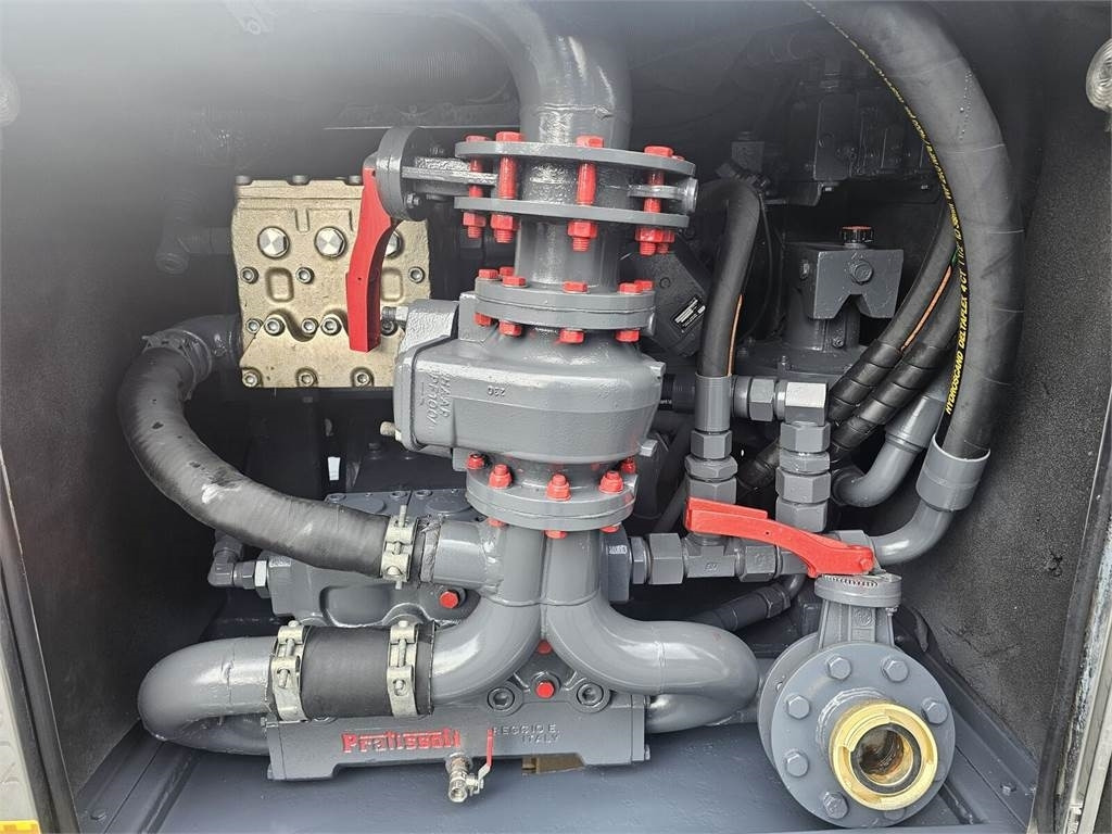 Autospurgo Volvo WUKO ADR ROLBA FOR CLEANING CHANNELS COMBI: foto 20