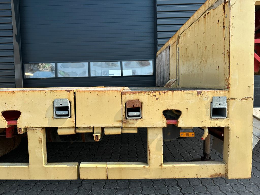 ES-GE 7 Achser / teleskob bis 24.050 mm ES-GE 7 Achser / teleskob bis 24.050 mm - Semirimorchio pianale ribassato: foto 3 ES-GE 7 Achser / teleskob bis 24.050 mm ES-GE 7 Achser / teleskob bis 24.050 mm - Semirimorchio pianale ribassato: foto 3