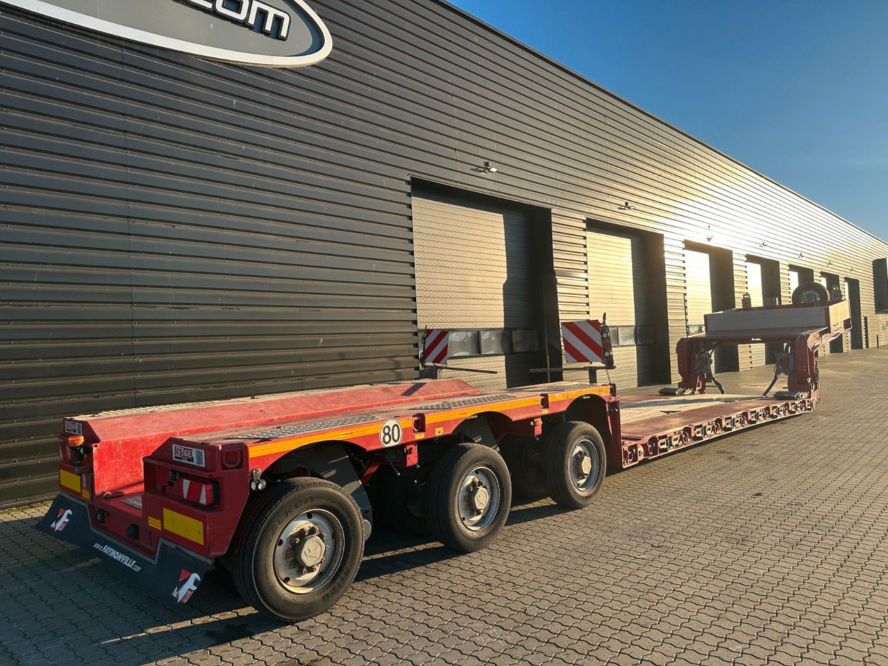 Faymonville Megamax 3 achs tiefbett / 3 x 12.000 kg Pendel - Semirimorchio pianale ribassato: foto 2 Faymonville Megamax 3 achs tiefbett / 3 x 12.000 kg Pendel - Semirimorchio pianale ribassato: foto 2