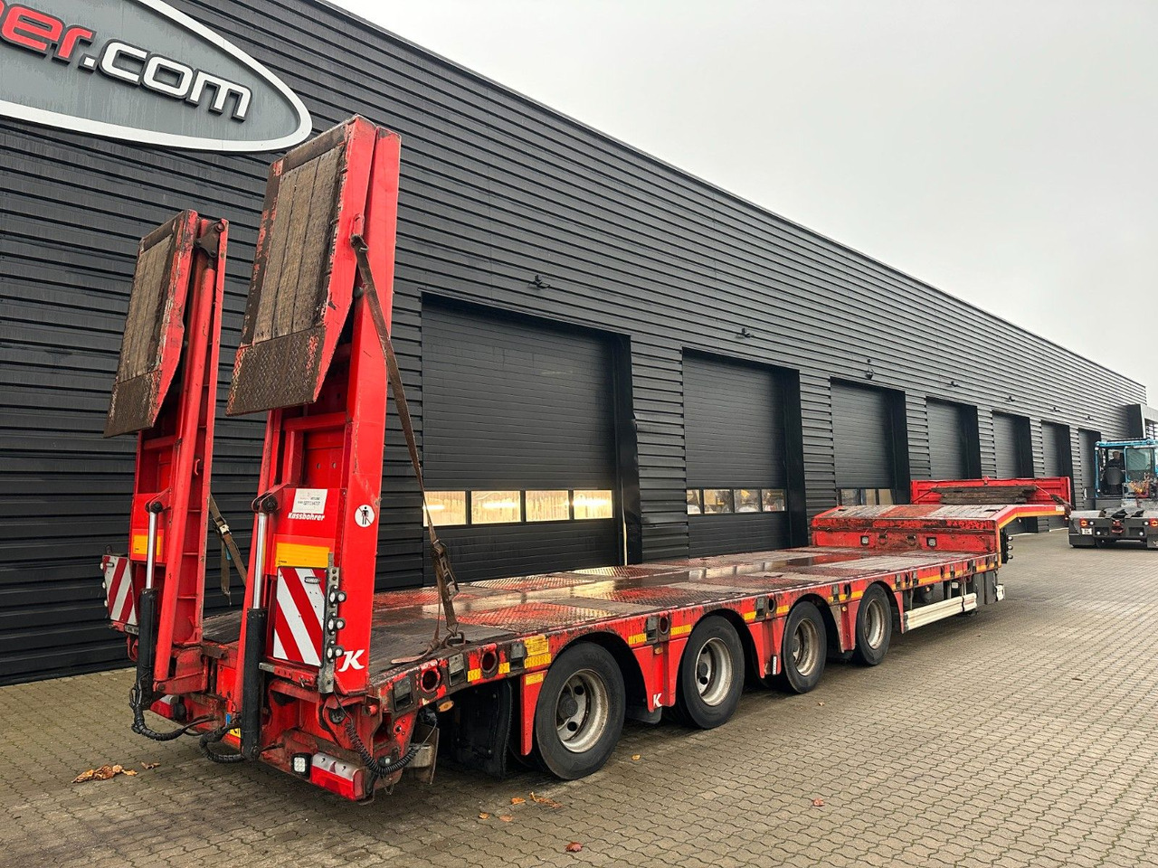 Kässbohrer 4 achs tieflader / ausziehbar - Semirimorchio pianale ribassato: foto 2 Kässbohrer 4 achs tieflader / ausziehbar - Semirimorchio pianale ribassato: foto 2