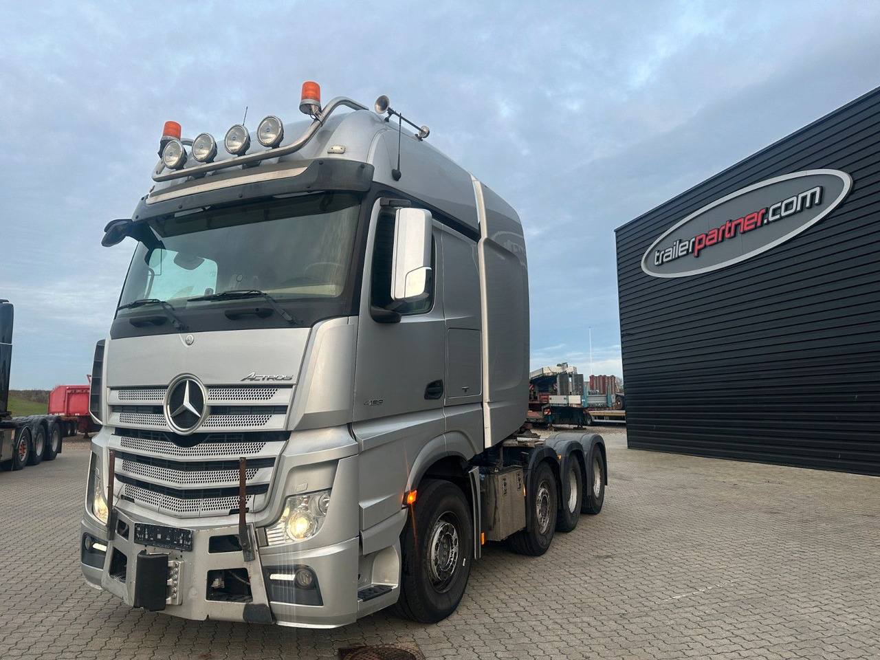 Mercedes-Benz Actros 4163 WSK 8x4 250 to. Push/Pull Schwerlast - Trattore stradale: foto 3 Mercedes-Benz Actros 4163 WSK 8x4 250 to. Push/Pull Schwerlast - Trattore stradale: foto 3