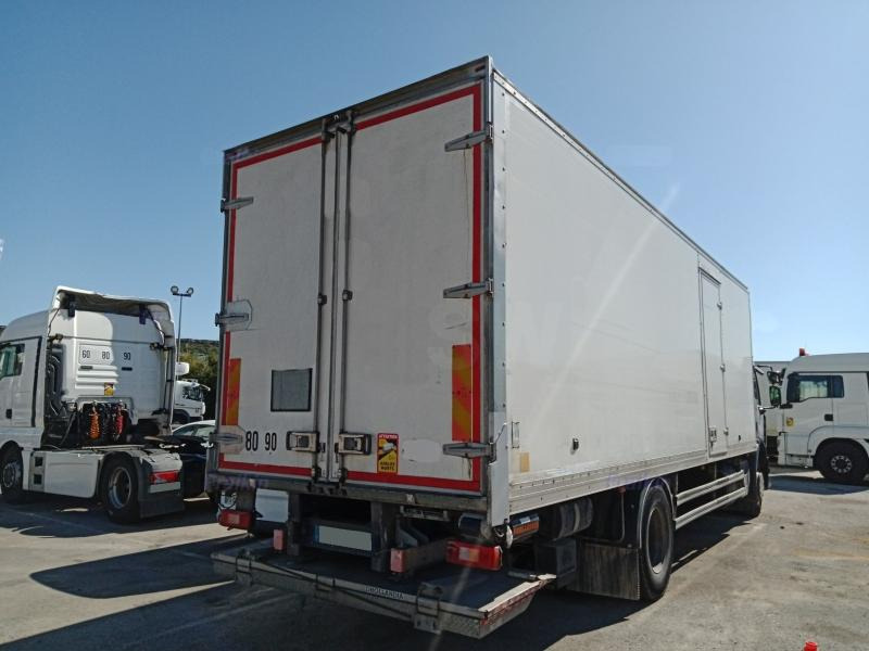 Renault D-Series 19 Wide 320 - Autocarro furgonato: foto 2 Renault D-Series 19 Wide 320 - Autocarro furgonato: foto 2