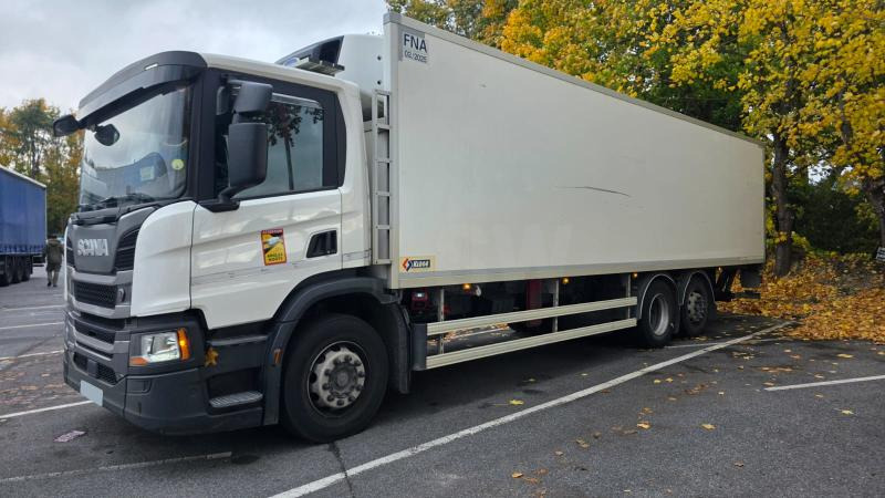 Scania P 320 - Autocarro frigorifero: foto 4 Scania P 320 - Autocarro frigorifero: foto 4