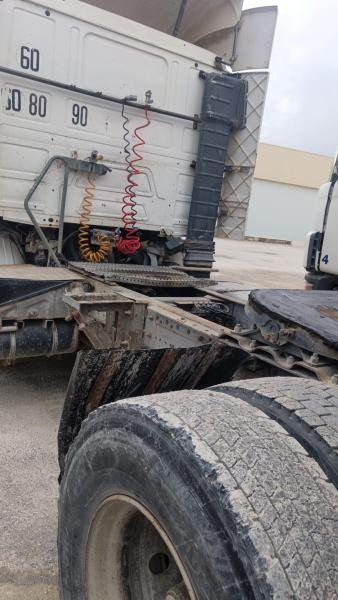 Scania RA 1 36 C - Trattore stradale: foto 4 Scania RA 1 36 C - Trattore stradale: foto 4