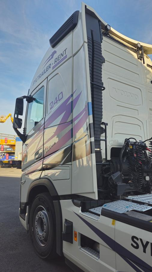 Volvo FH 500 AERO Globetrotter XXL (Location / Rent) - Trattore stradale: foto 4 Volvo FH 500 AERO Globetrotter XXL (Location / Rent) - Trattore stradale: foto 4