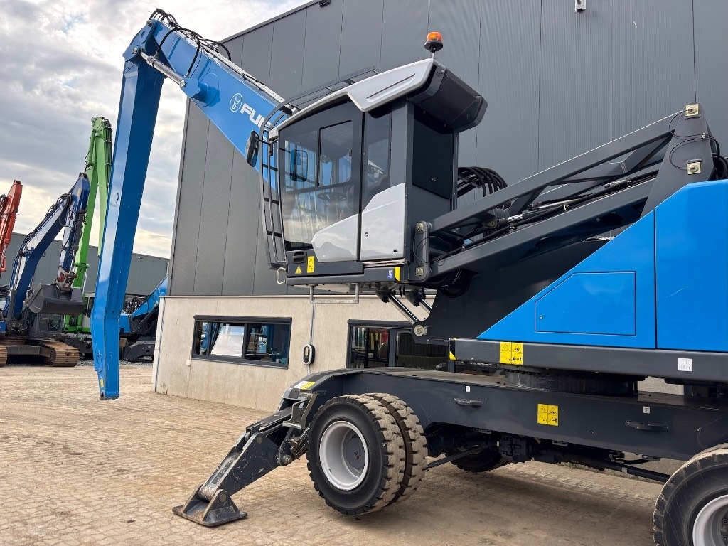 Fuchs MHL 350 F - MHL350F - MHL350 - Escavatore per movimentazione: foto 5 Fuchs MHL 350 F - MHL350F - MHL350 - Escavatore per movimentazione: foto 5