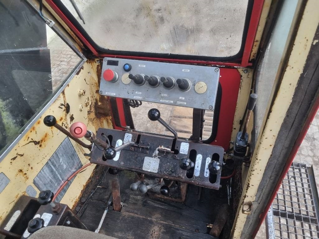 Gru cingolata Hitachi HK150-2 -- 40.000kg -- 30 mtr: foto 23