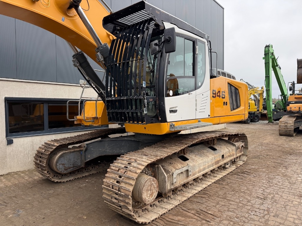 Liebherr R 946 LC - R946 - R946LC - R 938 - Escavatore cingolato: foto 2 Liebherr R 946 LC - R946 - R946LC - R 938 - Escavatore cingolato: foto 2