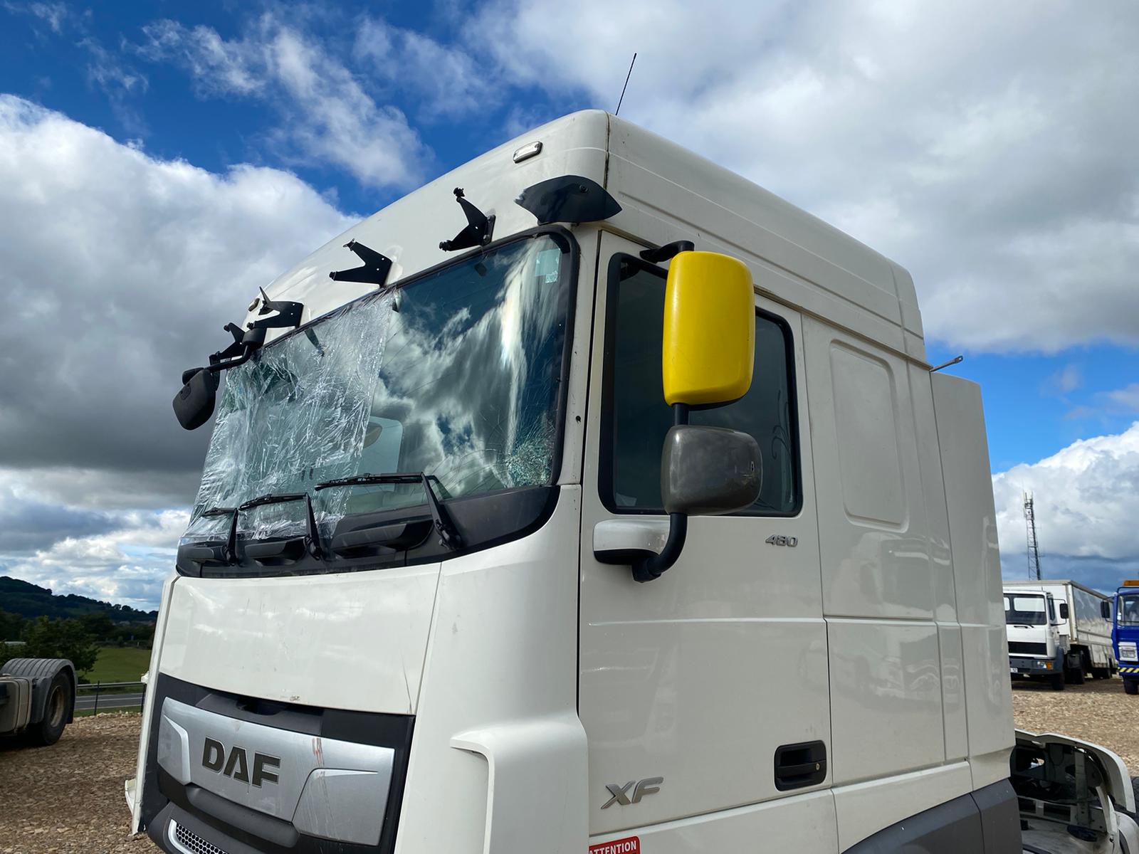 Trattore stradale DAF XF480: foto 9