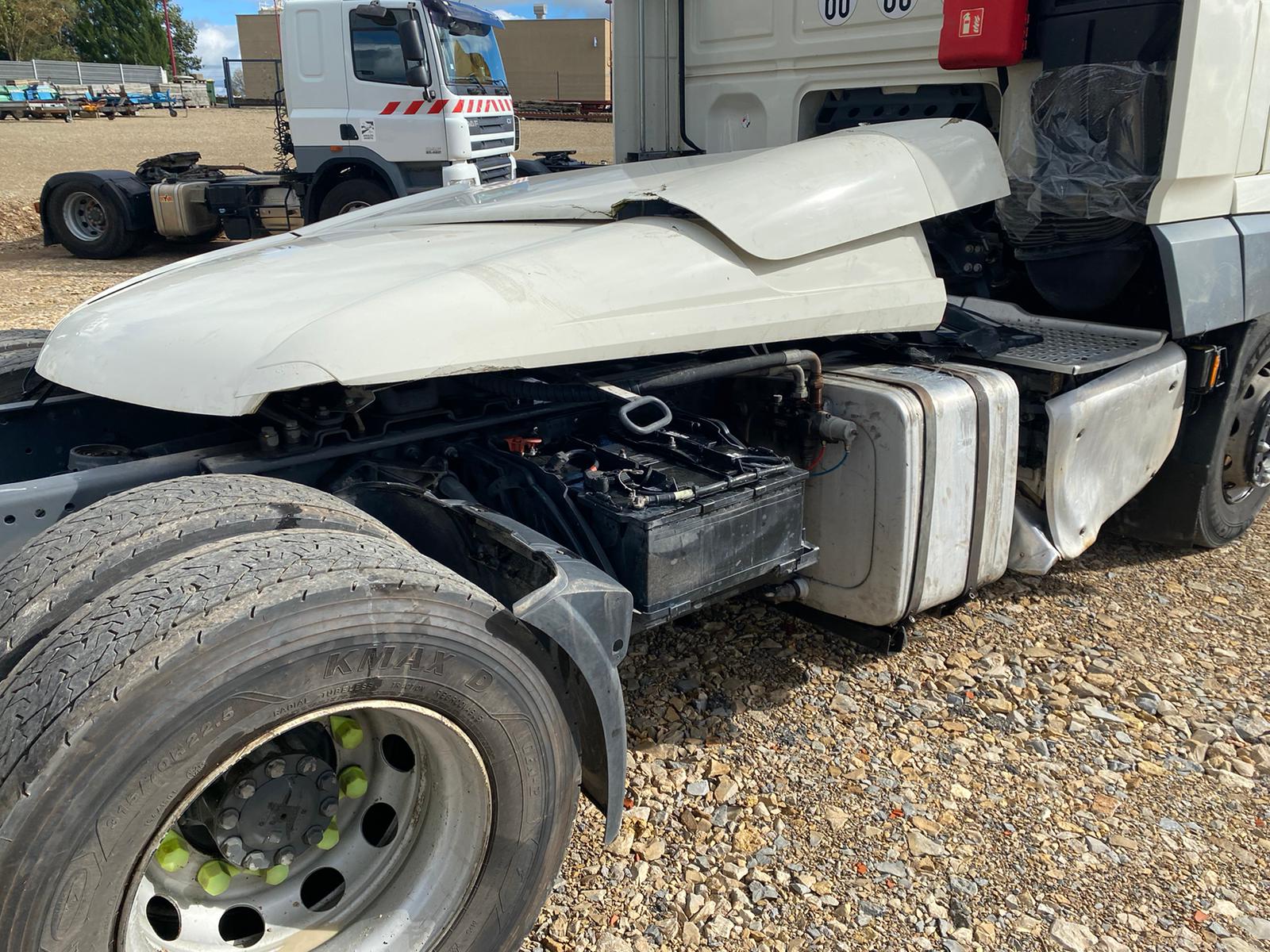 Trattore stradale DAF XF480: foto 6
