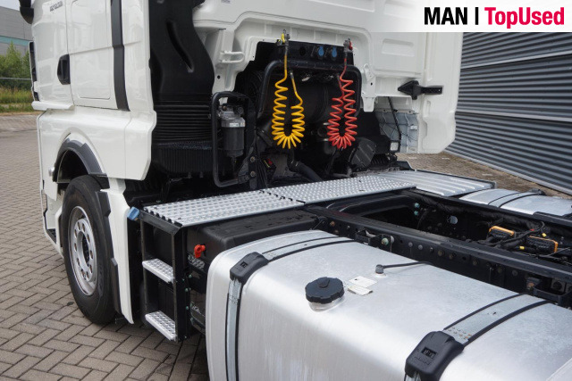 MAN TGX 18.510 4x2 BL SA / Retarder / 2 Tanks - Trattore stradale: foto 3 MAN TGX 18.510 4x2 BL SA / Retarder / 2 Tanks - Trattore stradale: foto 3