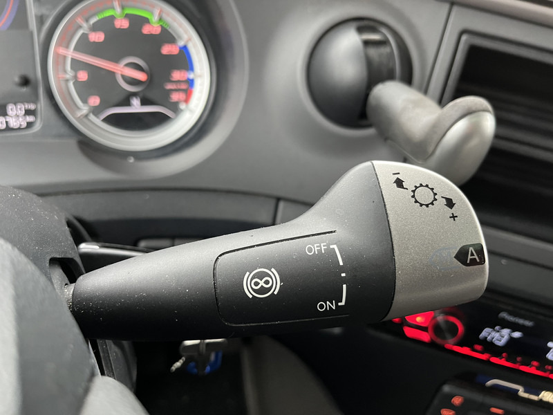 DAF CF 260 FA / 18 Ton / 210 dkm / Box / Laadklep / APK 05-25 - Autocarro furgonato: foto 5 DAF CF 260 FA / 18 Ton / 210 dkm / Box / Laadklep / APK 05-25 - Autocarro furgonato: foto 5