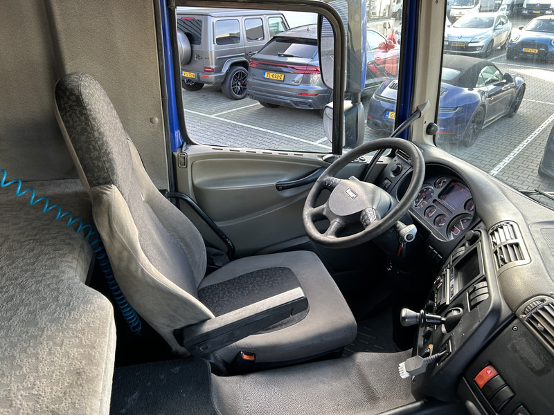 DAF CF 75 310 Euro 5 / Curtainside Box / Loadlift / Trailer Coupling - Camion centinato: foto 3 DAF CF 75 310 Euro 5 / Curtainside Box / Loadlift / Trailer Coupling - Camion centinato: foto 3