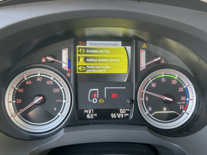 DAF LF 210 FA / 12 Ton / 557 dlm / Curtainside / Loadlift / APK TUV 05-26 - Camion centinato: foto 4 DAF LF 210 FA / 12 Ton / 557 dlm / Curtainside / Loadlift / APK TUV 05-26 - Camion centinato: foto 4