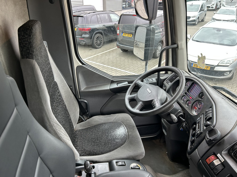 DAF LF55 220 Euro 4 / 12 Ton / 673 dkm / Box / Loadlift / APK TUV 01-26 - Autocarro furgonato: foto 3 DAF LF55 220 Euro 4 / 12 Ton / 673 dkm / Box / Loadlift / APK TUV 01-26 - Autocarro furgonato: foto 3