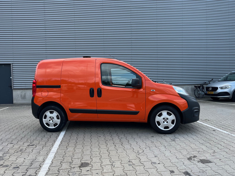 Fiat Fiorino 1.3 MJ Basis / NL Van / APK TUV 06-26 - Furgoncino: foto 2 Fiat Fiorino 1.3 MJ Basis / NL Van / APK TUV 06-26 - Furgoncino: foto 2