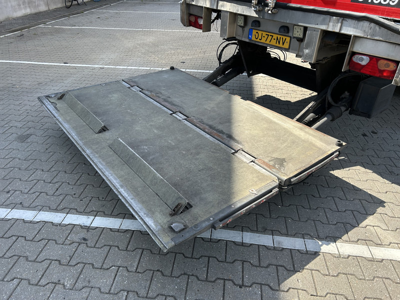H.T.F. HZO 39 / Carrier Vector 1800 Frigo / Loadlift 2500 kg / APK TUV 01-26 - Semirimorchio frigorifero: foto 5 H.T.F. HZO 39 / Carrier Vector 1800 Frigo / Loadlift 2500 kg / APK TUV 01-26 - Semirimorchio frigorifero: foto 5