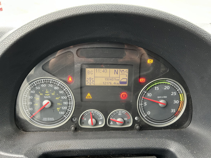 Iveco EuroCargo 180 / Motor Problem / Blad - Blad / Manual / Box / Loadlift - Autocarro furgonato: foto 4 Iveco EuroCargo 180 / Motor Problem / Blad - Blad / Manual / Box / Loadlift - Autocarro furgonato: foto 4