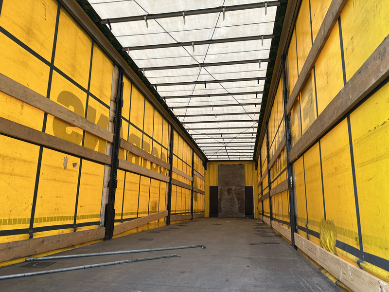 Krone Profi Liner / Schuifzeil / Kooi Aap / Stuur + Liftas / APK 05-26 - Semirimorchio centinato: foto 3 Krone Profi Liner / Schuifzeil / Kooi Aap / Stuur + Liftas / APK 05-26 - Semirimorchio centinato: foto 3