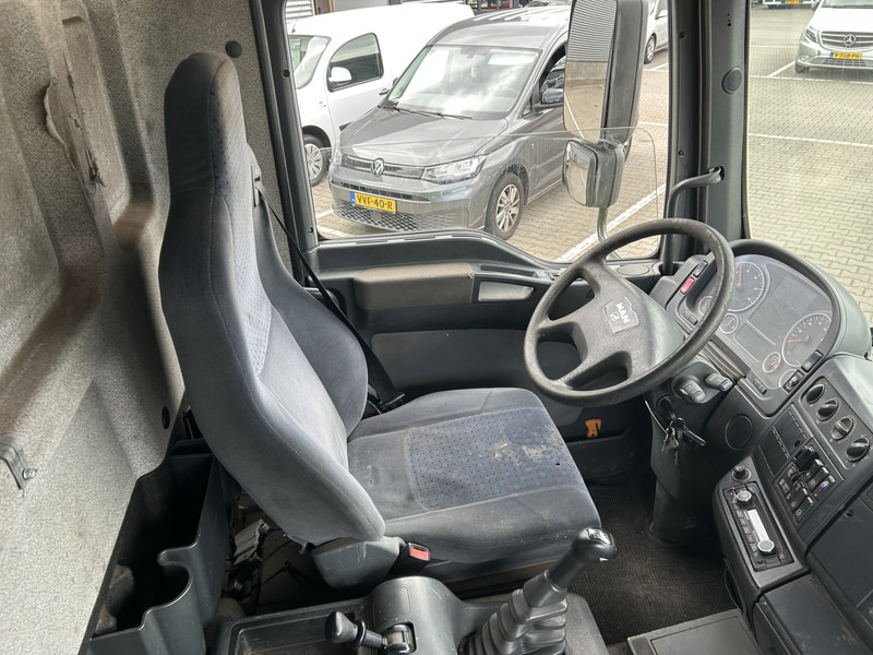 MAN TGL 12.180 E4 / Manual / 12 Ton / 605 dkm / Box / Loadlift / APK TUV 04-26 - Autocarro furgonato: foto 3 MAN TGL 12.180 E4 / Manual / 12 Ton / 605 dkm / Box / Loadlift / APK TUV 04-26 - Autocarro furgonato: foto 3