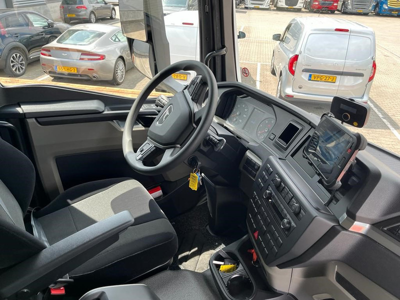 MAN TGM 18.250 / Carrier Koeler -30 gr / Chereau Frigobox / Laadklep / APK 06-26 - Autocarro frigorifero: foto 3 MAN TGM 18.250 / Carrier Koeler -30 gr / Chereau Frigobox / Laadklep / APK 06-26 - Autocarro frigorifero: foto 3