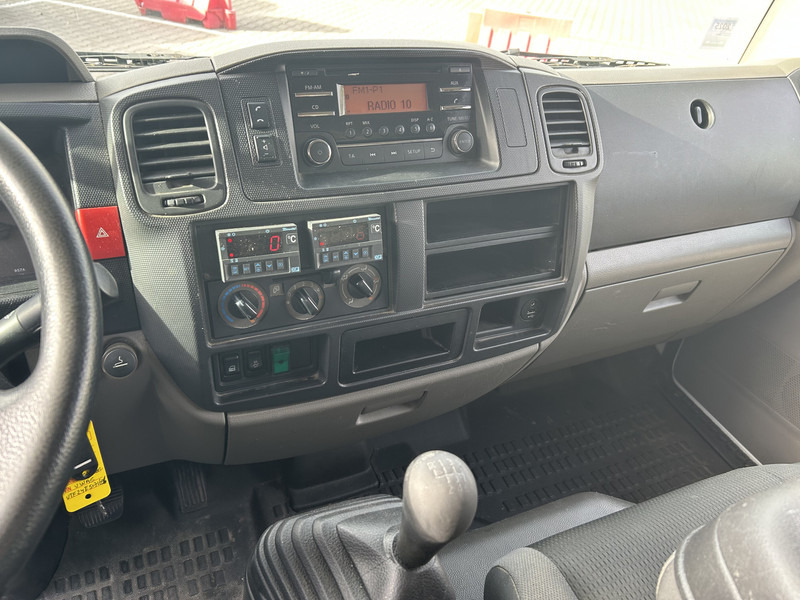 Nissan Cabstar NT400 / Duo Temp Frigo -30 gr / 175 dkm/ Blad - Blad / BE Van - Furgone frigo: foto 5 Nissan Cabstar NT400 / Duo Temp Frigo -30 gr / 175 dkm/ Blad - Blad / BE Van - Furgone frigo: foto 5