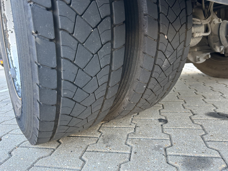 Autocarro furgonato Renault D 210 Euro 6 C / 12 Ton / 293 dkm / Box / Loadlift / APK TUV 09-26: foto 19